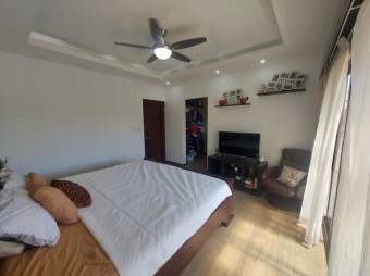 Se vende espaciosa casa en condominio de La Guácima Alajuela 25-1646 Se vende espaciosa casa en condominio de La Guácima Alajuela 25-1646