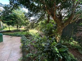 Se vende casa con piscina en condominio de La Garita Alajuela 25-91 Se vende casa con piscina en condominio de La Garita Alajuela 25-91