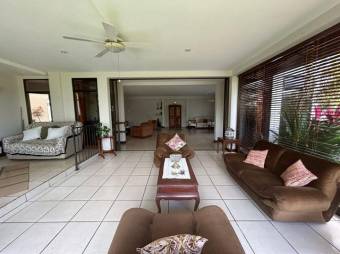 Se vende casa con piscina en condominio de La Garita Alajuela 25-91 Se vende casa con piscina en condominio de La Garita Alajuela 25-91