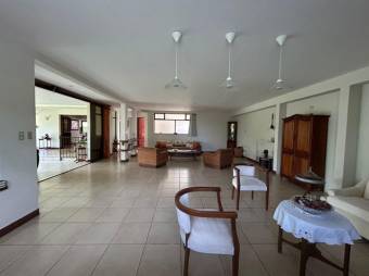 Se vende casa con piscina en condominio de La Garita Alajuela 25-91 Se vende casa con piscina en condominio de La Garita Alajuela 25-91