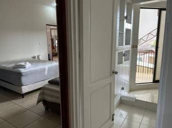 Se vende casa con piscina en condominio de La Garita Alajuela 25-91 Se vende casa con piscina en condominio de La Garita Alajuela 25-91