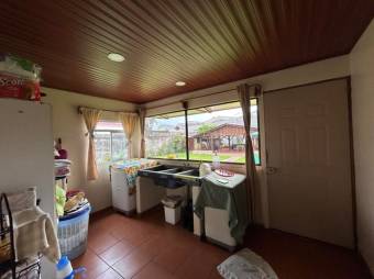 Se vende espaciosa casa para inversión en Rio Segundo Alajuela 25-302 Se vende espaciosa casa para inversión en Rio Segundo Alajuela 25-302