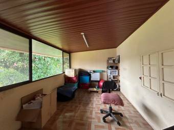 Se vende espaciosa casa para inversión en Rio Segundo Alajuela 25-302 Se vende espaciosa casa para inversión en Rio Segundo Alajuela 25-302
