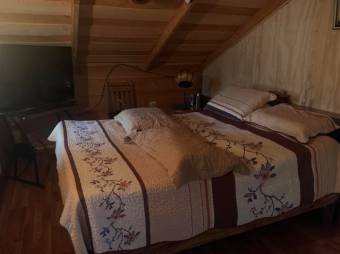 Se vende espaciosa casa con jardín en Sabanilla San José 24-786 Se vende espaciosa casa con jardín en Sabanilla San José 24-786