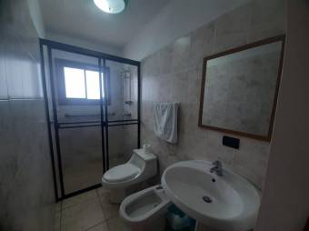 Se vende espaciosa asa con jardín en Coyol de Alajuela 25-1431 Se vende espaciosa asa con jardín en Coyol de Alajuela 25-1431