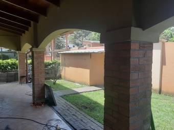 Se vende espaciosa asa con jardín en Coyol de Alajuela 25-1431 Se vende espaciosa asa con jardín en Coyol de Alajuela 25-1431