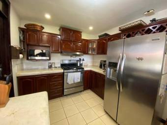 Se vende moderna casa en condominio de San Rafael Alajuela 24-827 Se vende moderna casa en condominio de San Rafael Alajuela 24-827