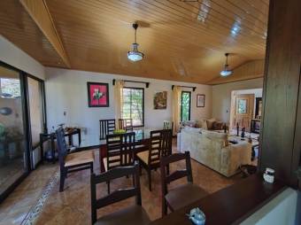 Se vende amplia propiedad con 2,000m2 en Turrucares Alajuela 24-1136 Se vende amplia propiedad con 2,000m2 en Turrucares Alajuela 24-1136