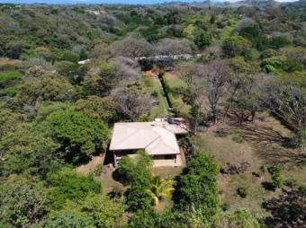 Se vende amplia propiedad con 2,000m2 en Turrucares Alajuela 24-1136