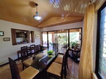 Se vende amplia propiedad con 2,000m2 en Turrucares Alajuela 24-1136 Se vende amplia propiedad con 2,000m2 en Turrucares Alajuela 24-1136