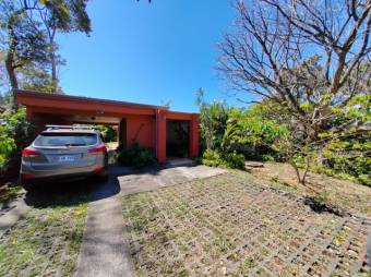 Se vende amplia propiedad con 2,000m2 en Turrucares Alajuela 24-1136 Se vende amplia propiedad con 2,000m2 en Turrucares Alajuela 24-1136