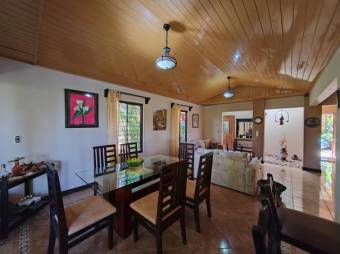 Se vende amplia propiedad con 2,000m2 en Turrucares Alajuela 24-1136 Se vende amplia propiedad con 2,000m2 en Turrucares Alajuela 24-1136