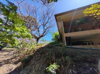 Se vende amplia propiedad con 2,000m2 en Turrucares Alajuela 24-1136 Se vende amplia propiedad con 2,000m2 en Turrucares Alajuela 24-1136