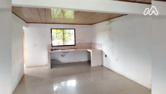 Casa en Limón distrito Jiménez con 2 habitaciones 