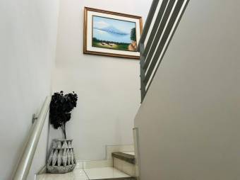 Se vende moderna casa en condominio de San Rafael Escazú 25-1473 Se vende moderna casa en condominio de San Rafael Escazú 25-1473