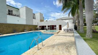 Se vende moderna casa en condominio de San Rafael Escazú 25-1893 Se vende moderna casa en condominio de San Rafael Escazú 25-1893