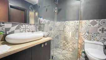 Se vende moderna casa en condominio de San Rafael Escazú 25-1893 Se vende moderna casa en condominio de San Rafael Escazú 25-1893