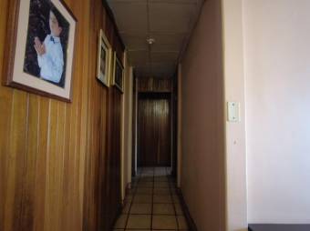 Se vende espaciosa casa con uso mixto en Llorente de Heredia 24-281 Se vende espaciosa casa con uso mixto en Llorente de Heredia 24-281