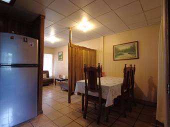 Se vende espaciosa casa con uso mixto en Llorente de Heredia 24-281 Se vende espaciosa casa con uso mixto en Llorente de Heredia 24-281