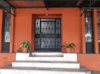 Se vende espaciosa casa con uso mixto en Calle Blancos 25-845 Se vende espaciosa casa con uso mixto en Calle Blancos 25-845