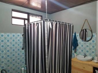 Se vende espaciosa casa con uso mixto en Calle Blancos 25-845 Se vende espaciosa casa con uso mixto en Calle Blancos 25-845