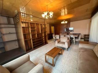 Se vende espaciosa casa con patio en Guadalupe San José 24-972 Se vende espaciosa casa con patio en Guadalupe San José 24-972