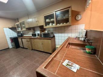 Se vende espaciosa casa con patio en Guadalupe San José 24-972 Se vende espaciosa casa con patio en Guadalupe San José 24-972