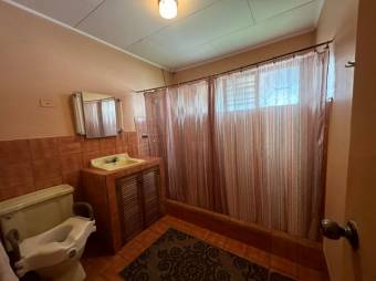 Se vende espaciosa casa con patio en Guadalupe San José 24-972 Se vende espaciosa casa con patio en Guadalupe San José 24-972