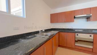 Se alquila apartamento en Escazú Centro 26-2275 Se alquila apartamento en Escazú Centro 26-2275