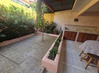 VENTA DE CASA UNA PLANTA EN RESIDENCIAL BERTILIA, COYOL DE ALAJUELA VENTA DE CASA UNA PLANTA EN RESIDENCIAL BERTILIA, COYOL DE ALAJUELA