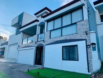 Exclusiva Propiedad en Venta en Condominio Monte alto Exclusiva Propiedad en Venta en Condominio Monte alto