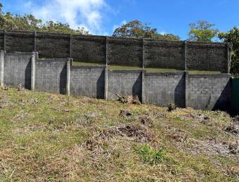 Venta de lote amplio para construir en Santo Domingo de Heredia #26-2260 GS Venta de lote amplio para construir en Santo Domingo de Heredia #26-2260 GS