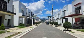 Venta lote plano en condominio con amenidades y alta plusvalía #26-2244 GS