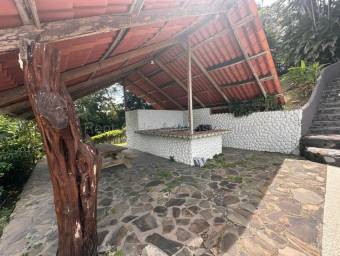 Venta de Quinta con Amplia Casa y Vistas Panorámicas en Cebadilla de Turrúcares. RAH 26-2274