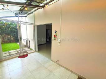 Se alquila casa en San Pablo Heredia 26-2279