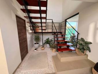 Venta de Exclusiva Residencia de Lujo en La Guácima - Hacienda Los Reyes. RAH 26-2257