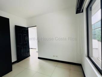 Venta de casa con patio y amenidades en Heredia #26-2246 GS Venta de casa con patio y amenidades en Heredia #26-2246 GS