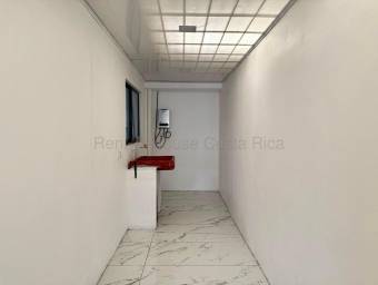 Venta casa remodelada de 1 nivel con 4 hab y cochera #26-2263 GS