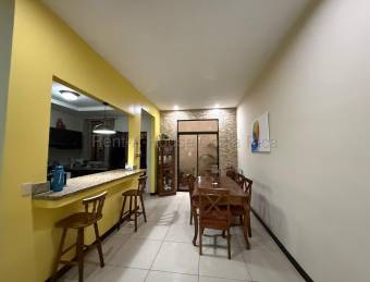 Venta casa tipo dúplex, 3 hab, 2 parqueos y ubicación estratégica #26-2224 GS
