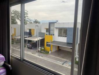 Se vende casa en Santa Ana San José 24-119