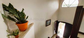 Se vende casa en Mercedes Sur Puriscal 27-1