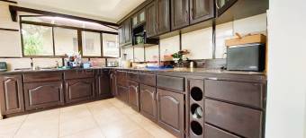 Se vende casa en Mercedes Sur Puriscal 27-1