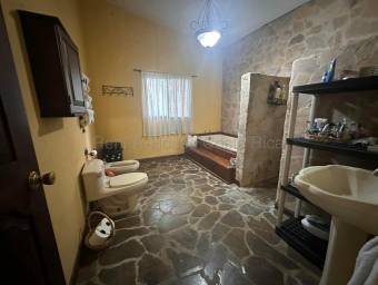 Se vende quinta en Turrucares Alajuela 26-2274