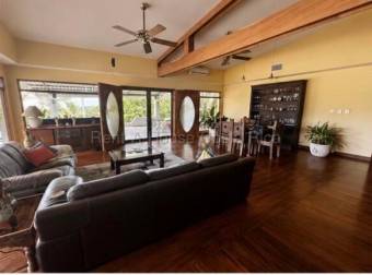 Se vende quinta en Turrucares Alajuela 26-2274