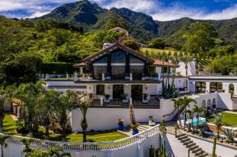 Venta mansión privada con 2 residencias y cancha de tenis #26-711 GS Venta mansión privada con 2 residencias y cancha de tenis #26-711 GS