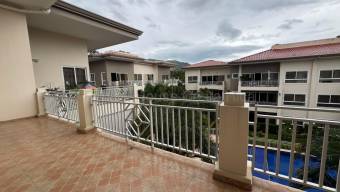 Se alquila apartamento en San Rafael Escazú 27-32
