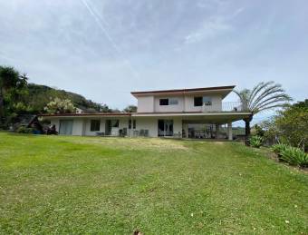 Se vende casa en Piedades Santa Ana 26-1298
