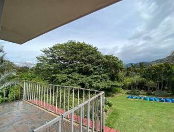 Se vende casa en Piedades Santa Ana 26-1298