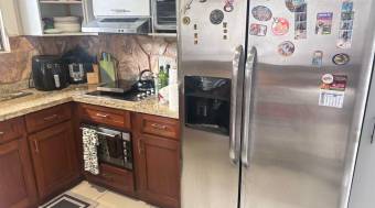 Venta de Casa en Mora-Colón, San José. RAH 26-1164