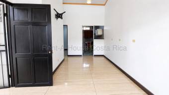Venta de Casa en Agua Caliente, Cartago. Venta de Casa en Agua Caliente, Cartago.
